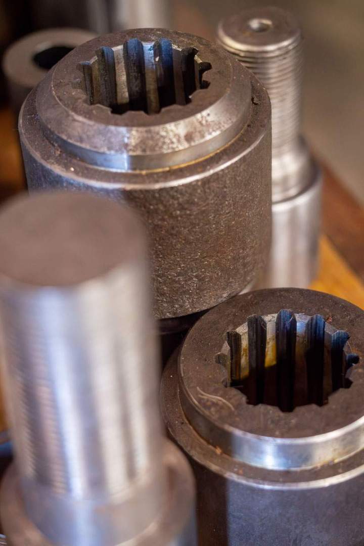 Fabrication et réparation de vérins hydrauliques près de Tarbes